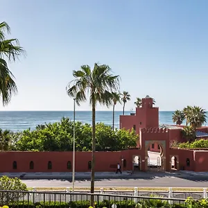 idiliq-stays-benalbeach.es-andalucia.com/